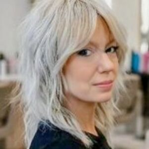 Meet your Posher, Angela